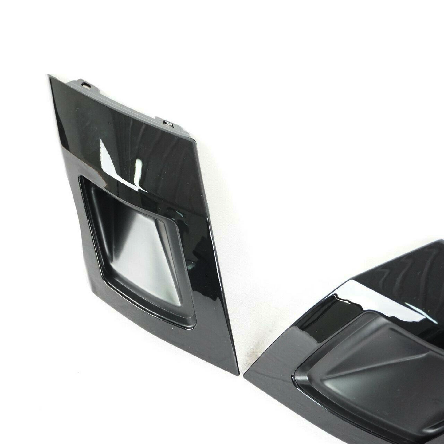 Land Rover Discovery 5 2017+ HSE Exhaust Trim Kit Gloss Black Dynamic Style - E202