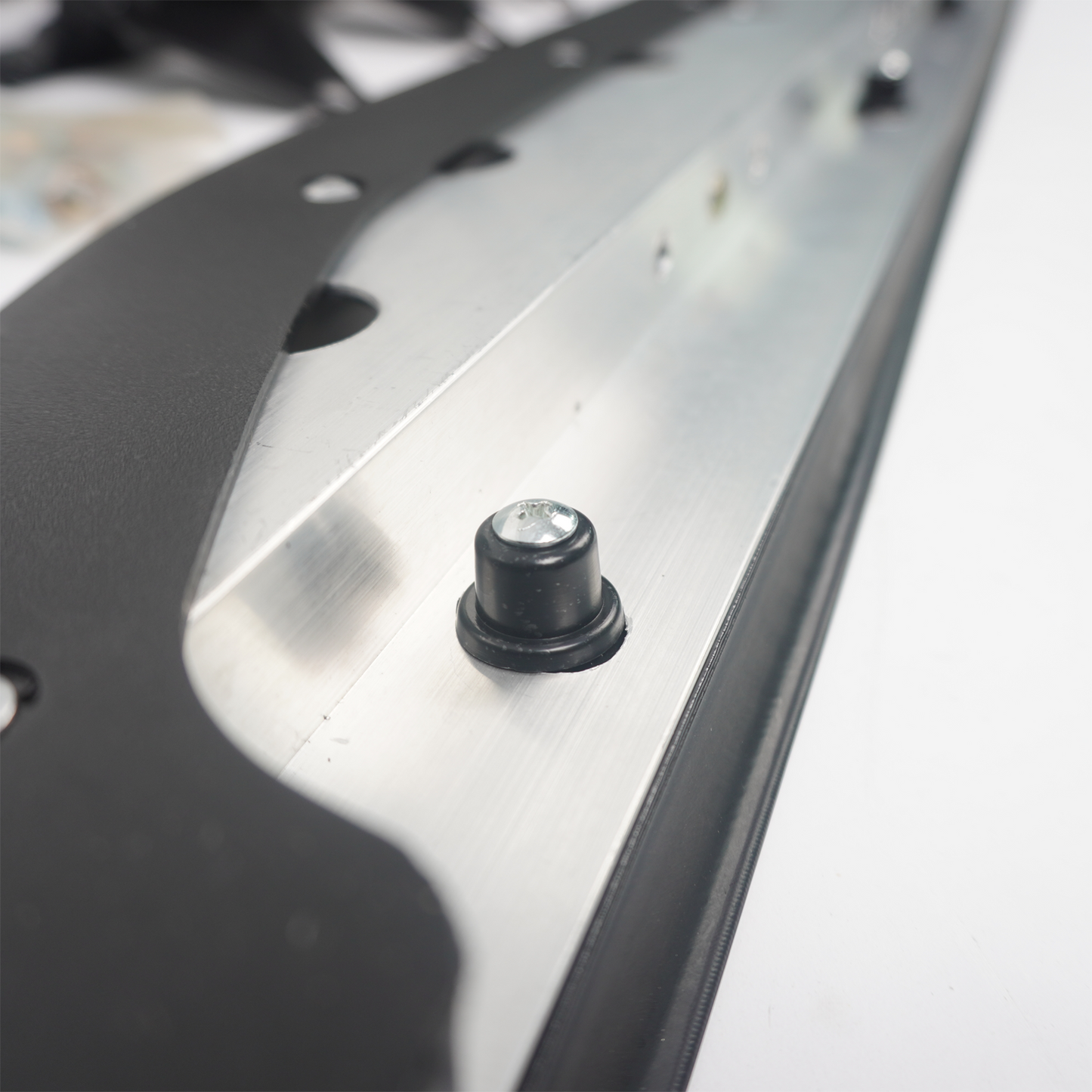 Range Rover Evoque 2011 - 2018 Pure/Prestige Side Steps Running Boards All Black - E65