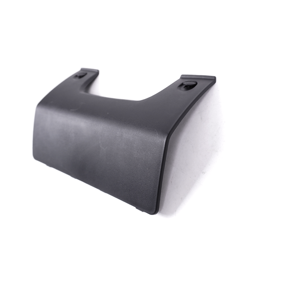Discovery 3 & 4 Rear Bumper Towing Cover Trim & Clips - E806